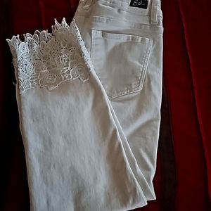 Earl White Ankle Jeans With Lace Trim